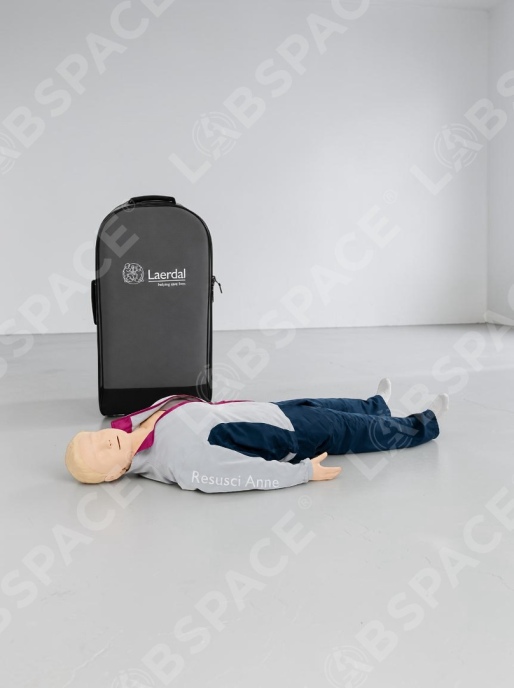 Манекен для обучения сердечно-легочной реанимации Laerdal Resusci Anne QCPR AED Full body - Light