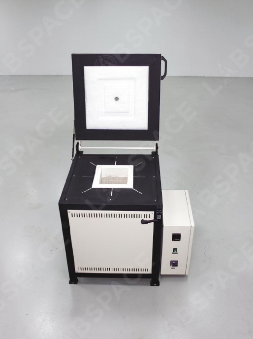Лабораторная муфельная печь SNOL 10/900 LXC01