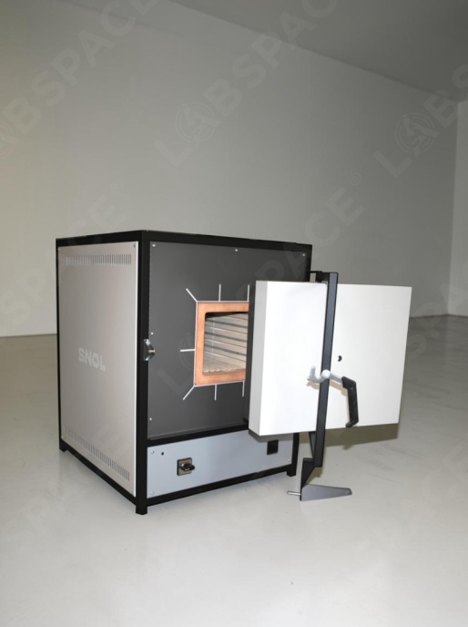 Лабораторная муфельная печь SNOL 15/1300 LSC01