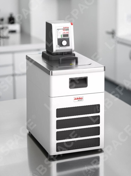 Циркуляционный термостат с нагревом и охлаждением Julabo DYNEO DD-600F