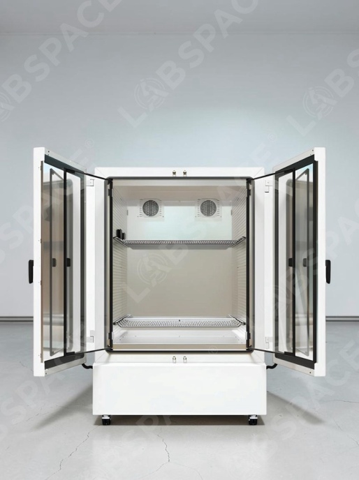 Охлаждающий инкубатор с большим диапазоном температур BINDER KB 720