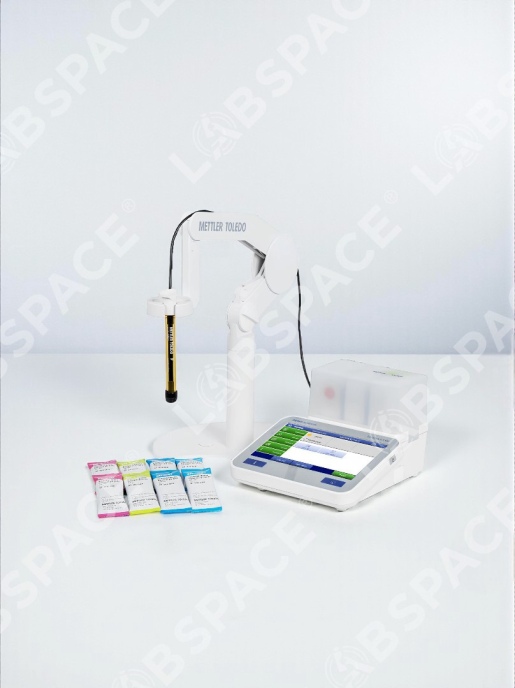 рН-метр METTLER TOLEDO SevenExcellence pH/Ion meter S500-F-Kit