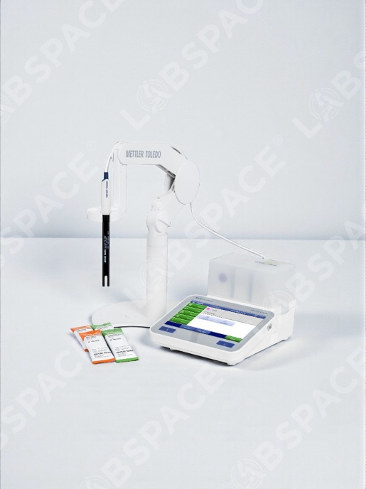 Кондуктометр METTLER TOLEDO SevenExcellence Cond meter S700-Std-Kit