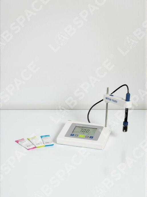 рН-метр METTLER TOLEDO FiveEasy Plus pH meter FP20-Std-Kit