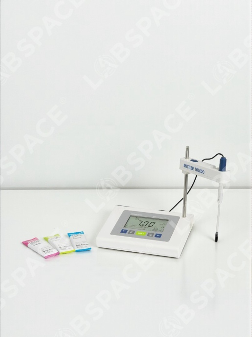 рН-метр METTLER TOLEDO FiveEasy Plus pH meter FP20-Micro-Kit
