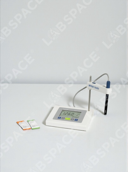 Кондуктометр METTLER TOLEDO FiveEasy Cond meter F30-Std-Kit