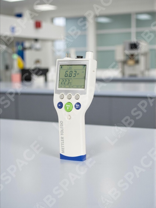 рН-метр METTLER TOLEDO SevenGo Duo pH/Cond meter SG23