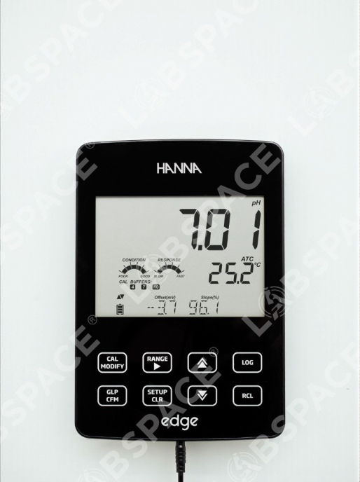 Edge универсальный прибор без датчика HANNA Instruments HI2020-03