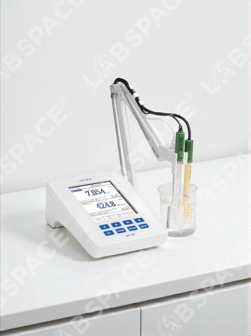 pH/EC-метр HANNA Instruments HI5521-02
