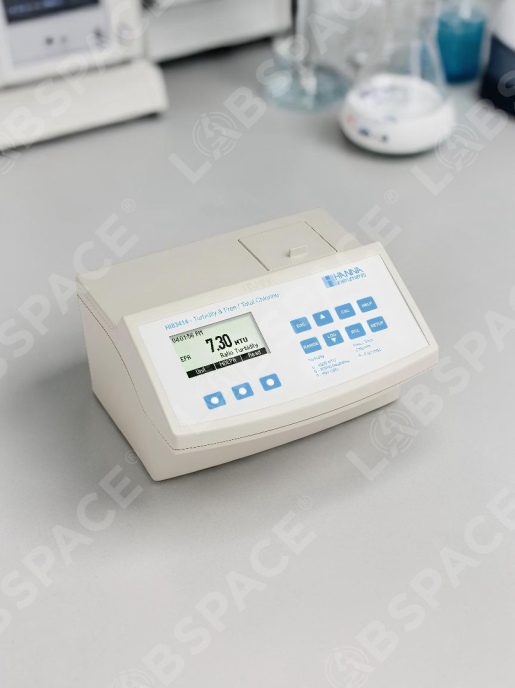 4-х диапазонный измеритель мутности и свободного/общего хлора HANNA Instruments HI83414-02