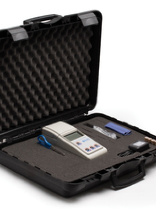 Фотометр для определения перекисного числа в оливковом масле HANNA Instruments HI83730-02