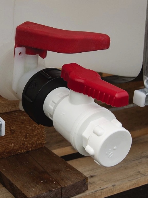 Спускной кран IBC с угловым носиком