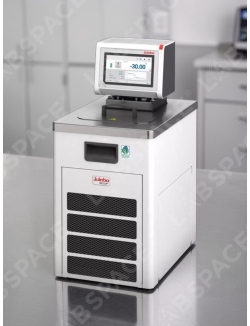 Охлаждающий циркуляционный термостат Julabo MAGIO MS-800F