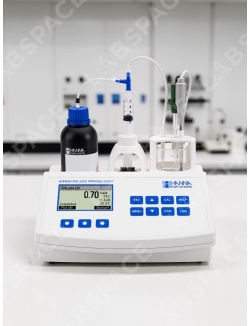 Мини титратор для измерения титруемой кислотности и рН в фруктовых соках HANNA Instruments HI84532-02
