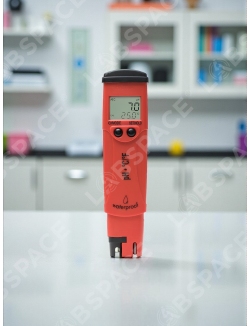 Влагозащищенный рН/С/F-метр со сменным электродом HANNA Instruments HI98127